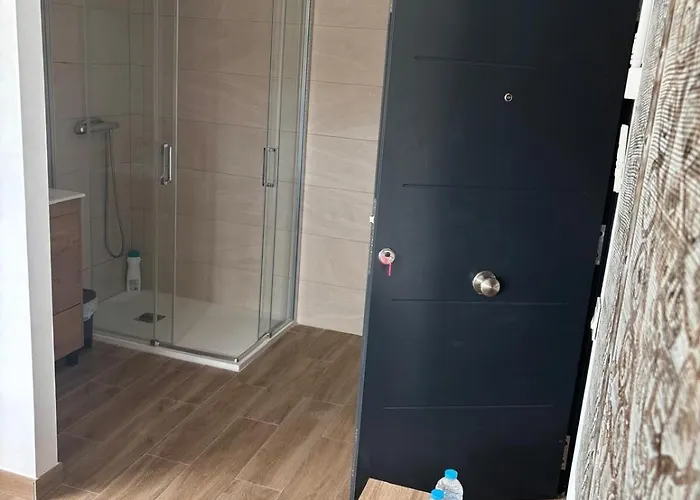 Pensión Casa Raíces Del Montgo