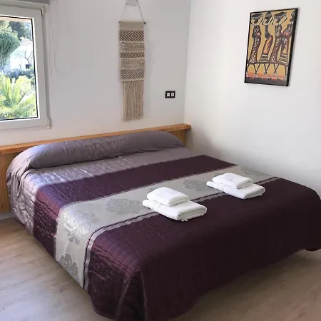 Πανσιόν Casa Raices Del Montgo