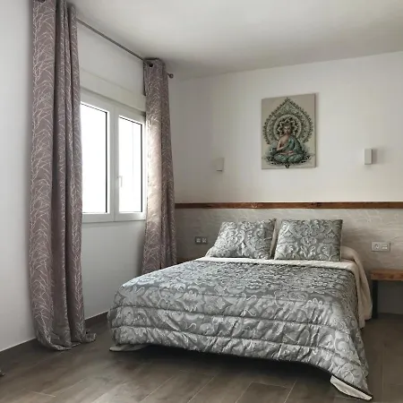 Πανσιόν Casa Raices Del Montgo