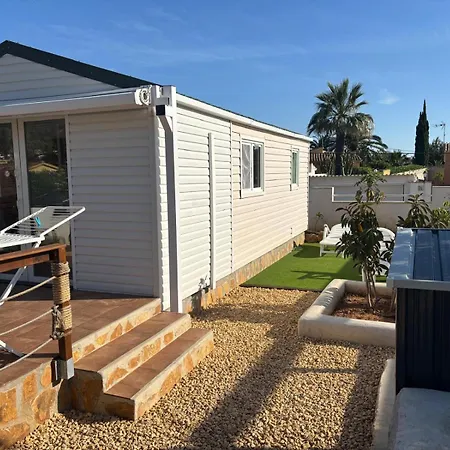 Guest house Casa Raices Del Montgo 3*
