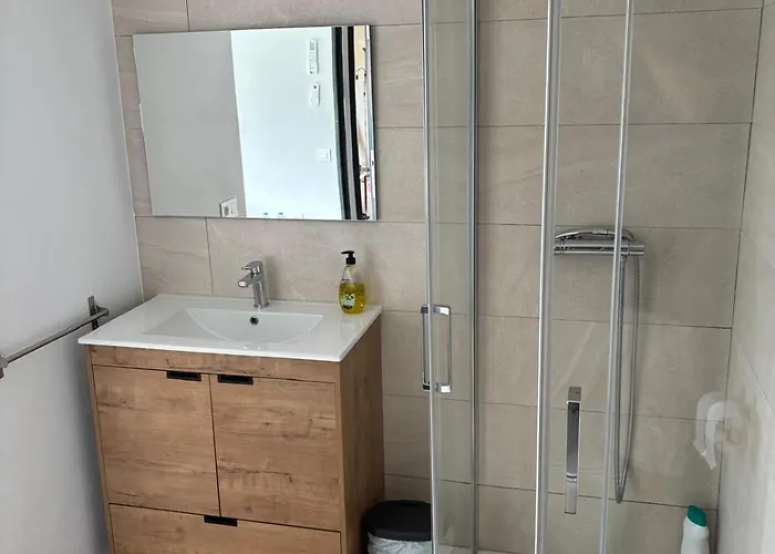 Guest house Casa Raices Del Montgo 3*